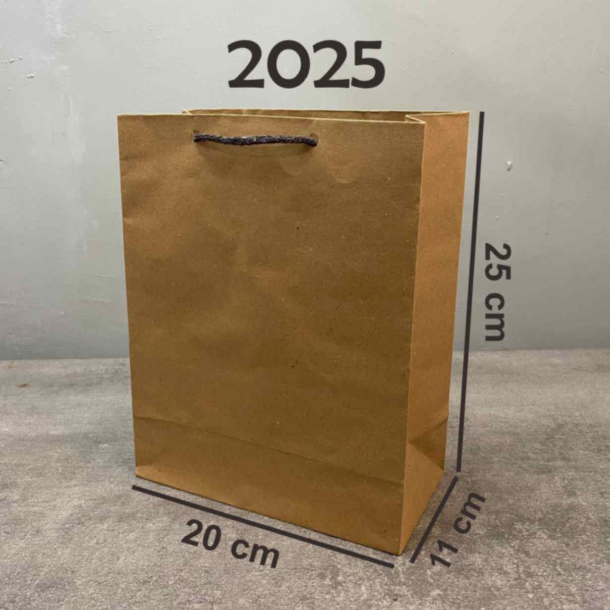 Paperbag 2025 (per lusin)